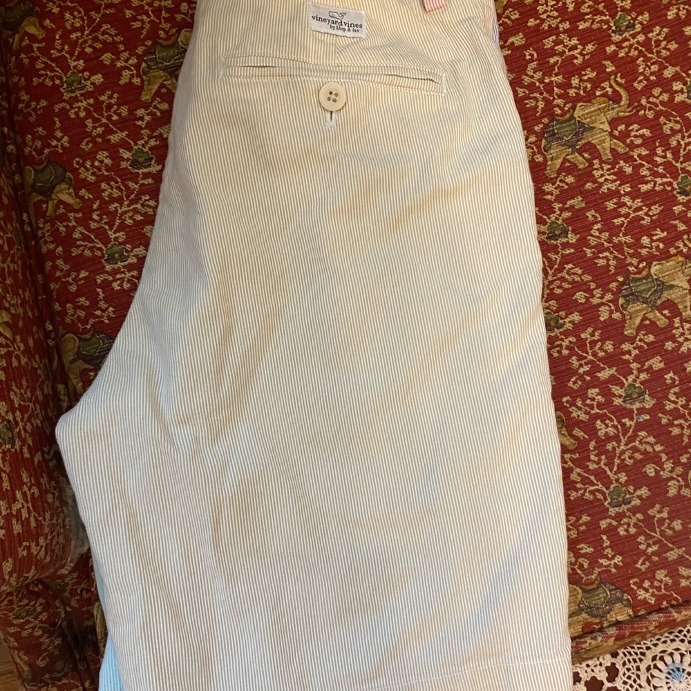 Vineyard Vines Tan and White Striped Men's Shoes - Picture 3 of 7